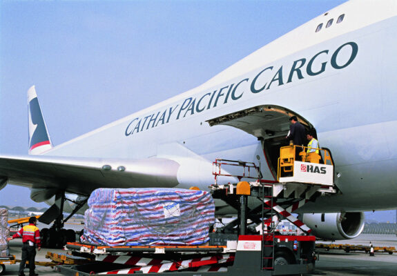 Butuh Jasa Ekspedisi Cargo Udara? Cargo Pengiriman Barang Aja!