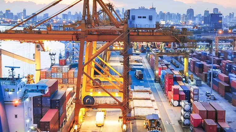 Cargo Makassar Pontianak yang Aman & Terpercaya